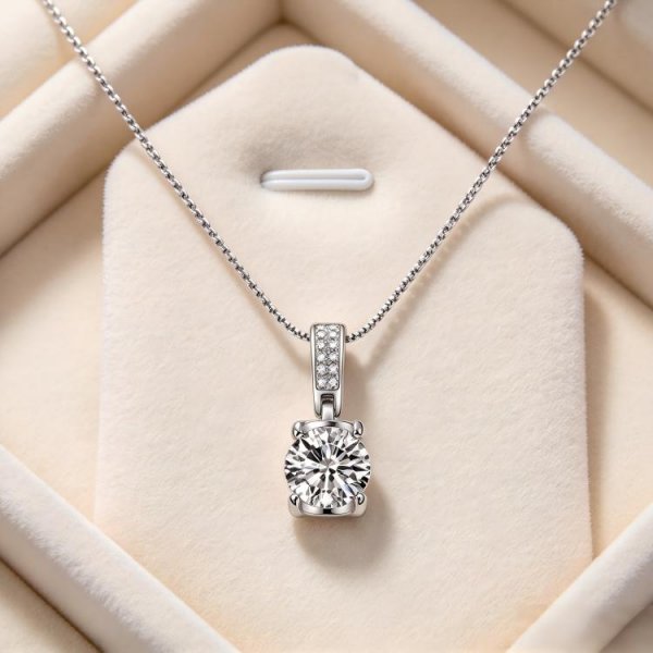 Altar Promised Necklace